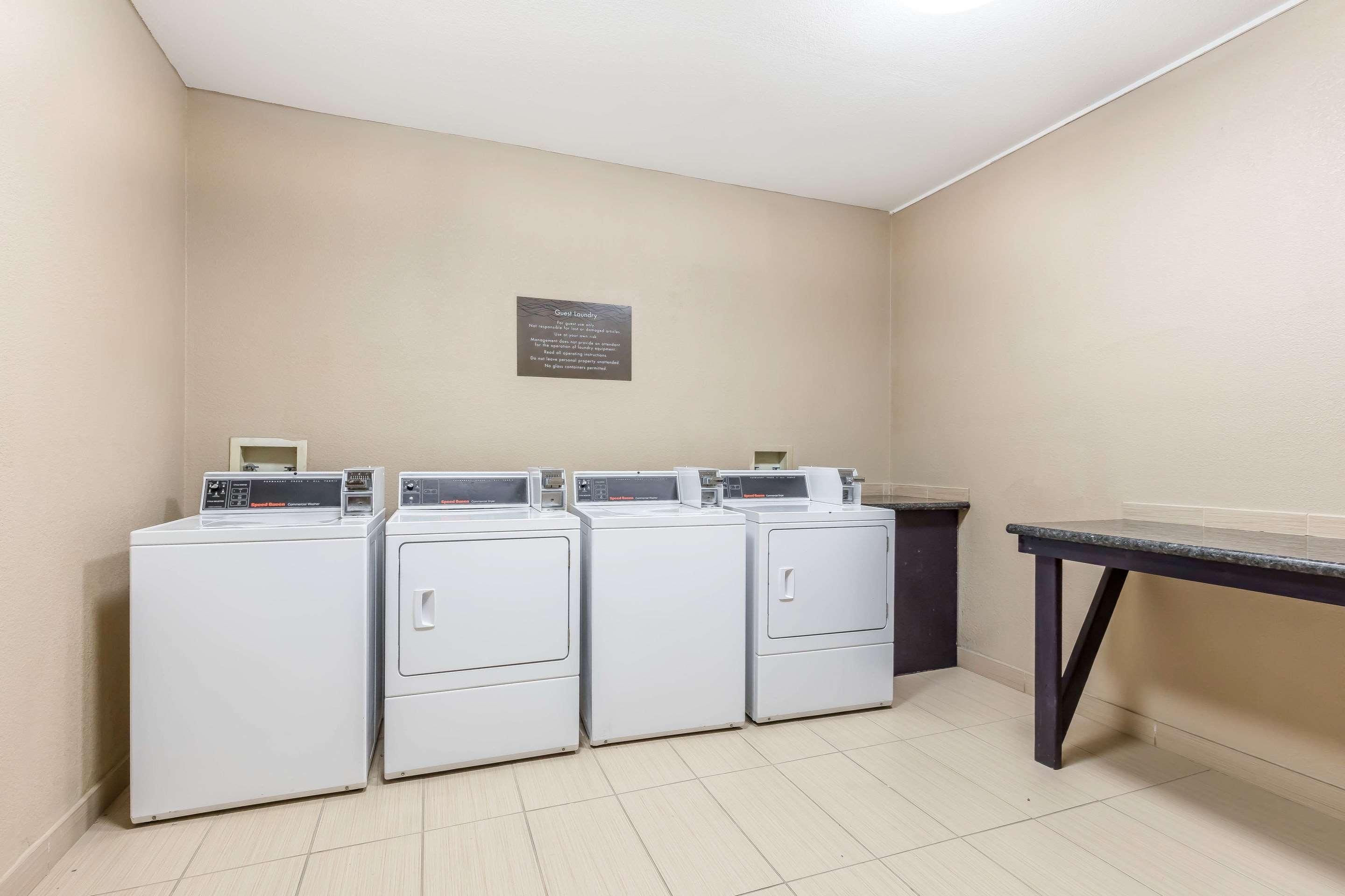 Comfort Inn & Suites Crystal Inn Sportsplex Gulfport Exteriér fotografie