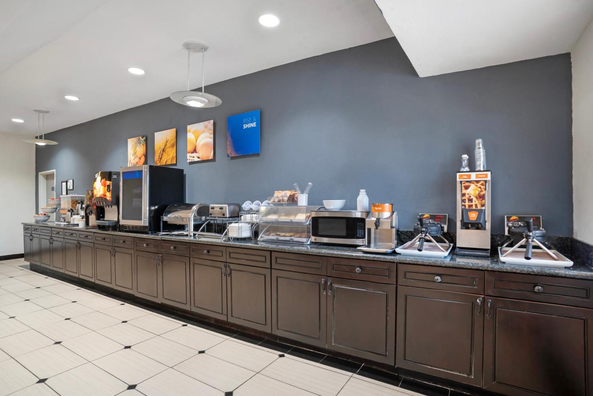 Comfort Inn & Suites Crystal Inn Sportsplex Gulfport Exteriér fotografie