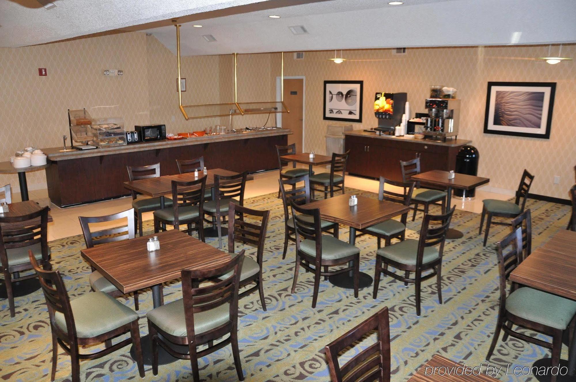 Comfort Inn & Suites Crystal Inn Sportsplex Gulfport Restaurace fotografie